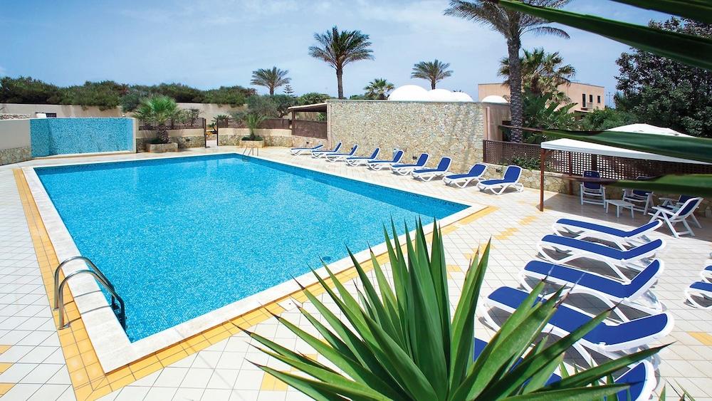 Oasis Hotel Residence Resort LMP Kültér fotó