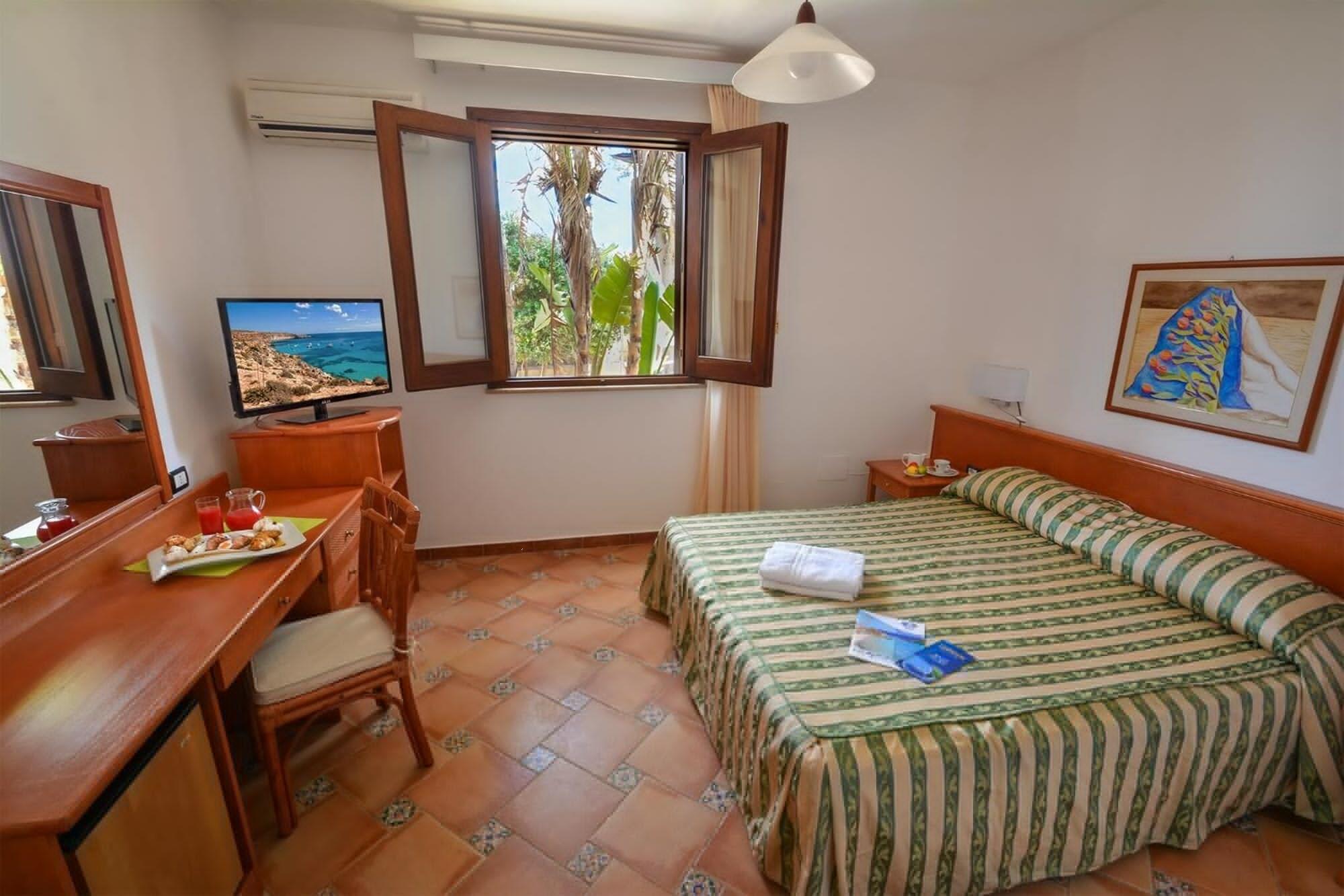 Oasis Hotel Residence Resort LMP Kültér fotó
